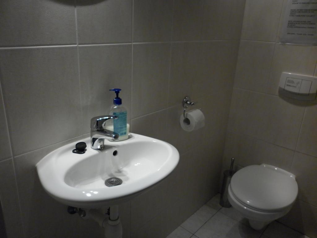 Stastna Trinactka Apartment Svoboda nad Upou Room photo